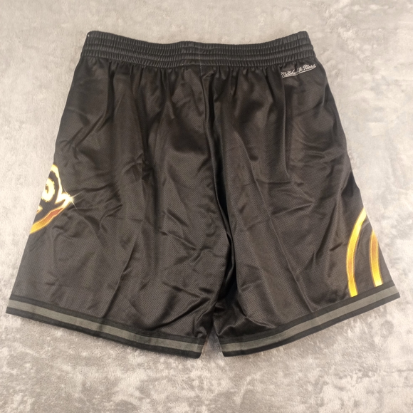 Mitchell & Ness Black and Gold Chicago Script Athletic Shorts size XL NWT - Picture 7 of 9